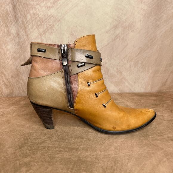 Elite by Corky Antelope Patchwork Leather Heeled Ankle Booties Tan Boho Western - Picture 4 of 12